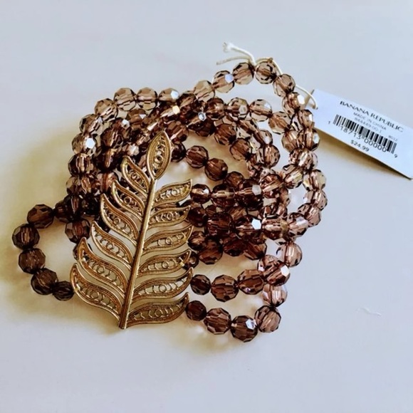 Ladies Banana Republic Leaf Bracelet purple NWT - Picture 3 of 3